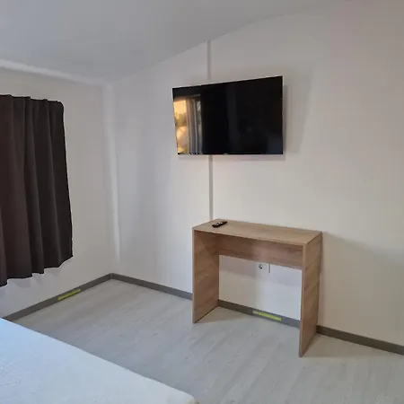 Traflor Termhouse Grayscale Appartement *