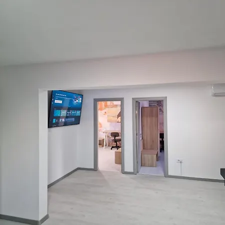 Traflor Termhouse Grayscale Appartement Venus